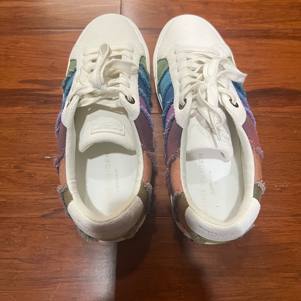 Kurt Geiger London Lane Stripe Sneaker Size 41EU - Picture 2 of 7